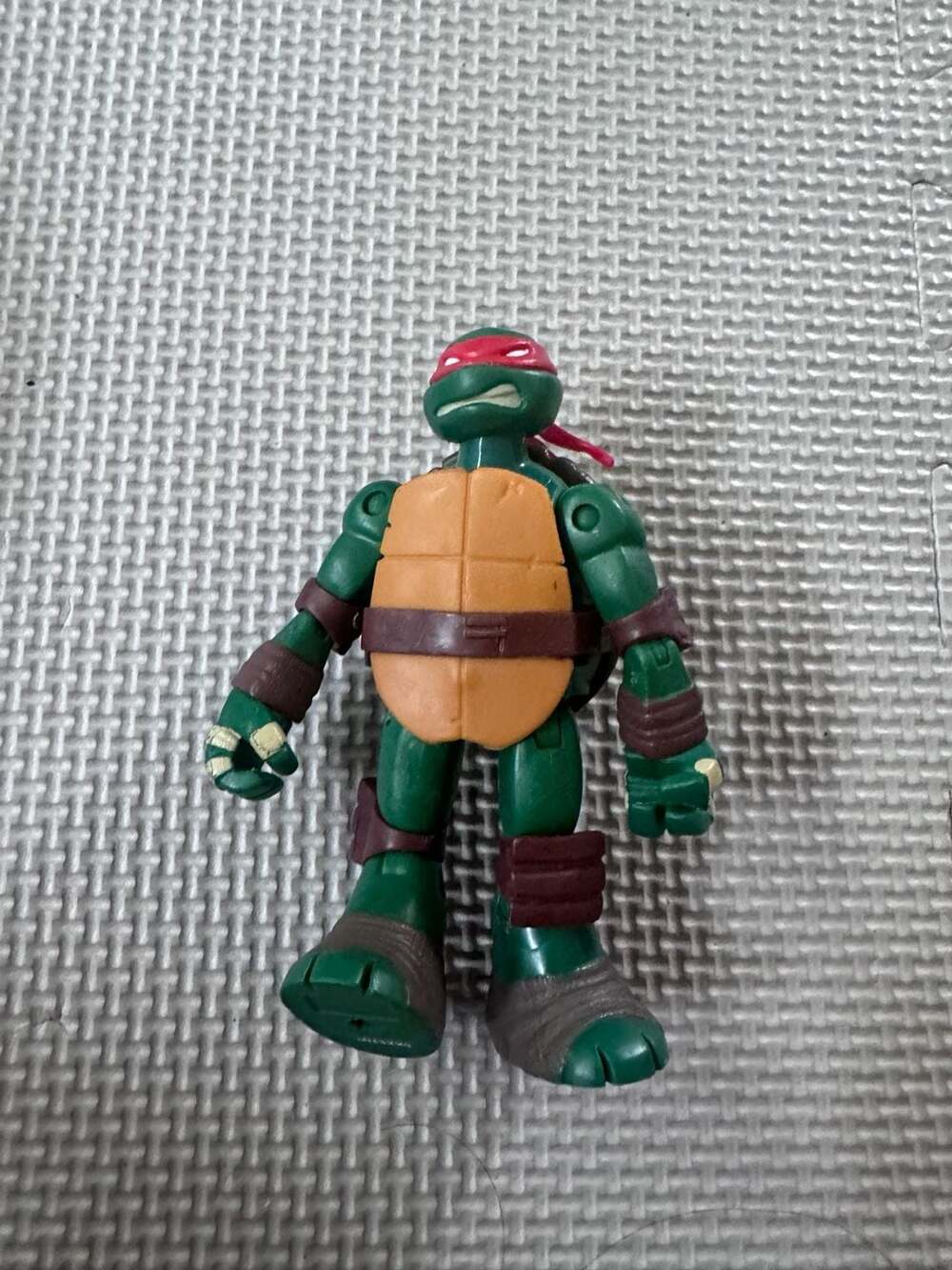 Teenage Mutant Ninja Turtles Raphael Action Figure 2012 Playmates